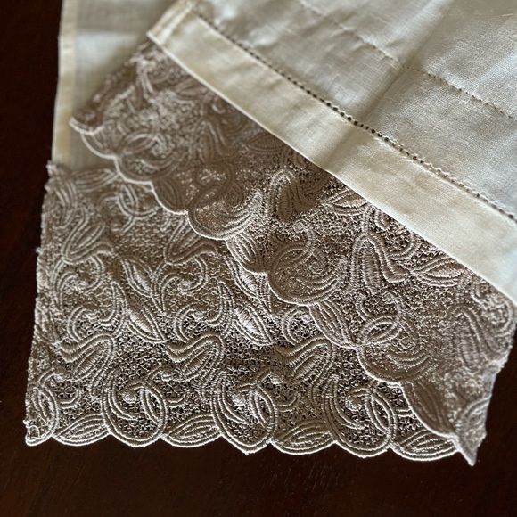 NWT Linen hand artesanal made towel - Picture 4 of 6